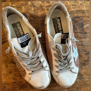 GOLDEN GOOSE SUPERSTAR size 39
